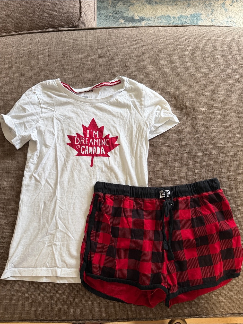 Kids White and Red 'I'm Dreaming of Canada' Pajama Set